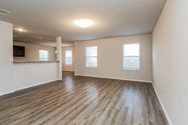 Building Photo - 2769 Madison Ct