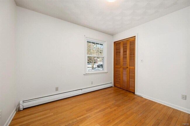 Building Photo - 3806 Harding Rd