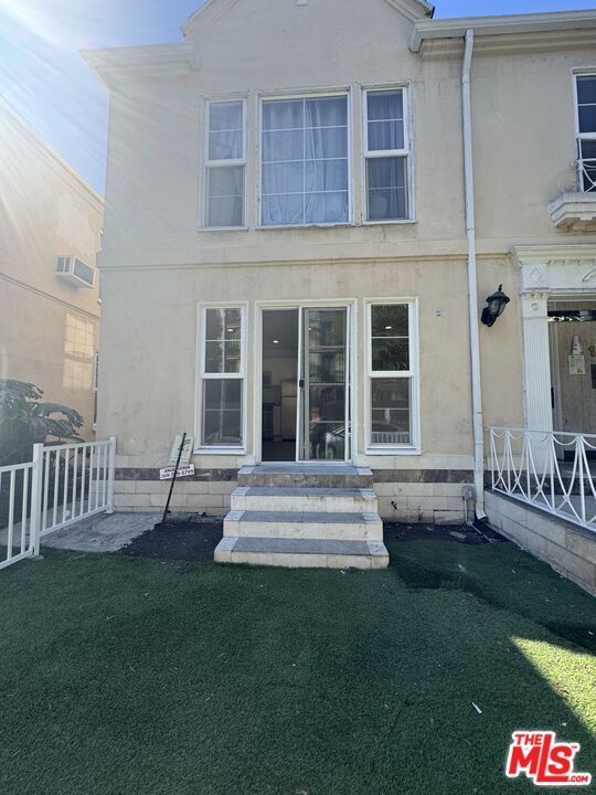 Building Photo - 137 Crescent Dr