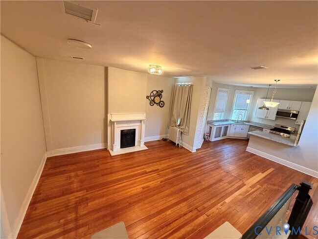 Building Photo - 2107 Park Ave