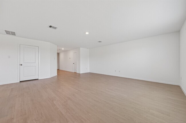 Building Photo - 26815 Rosy Shimmer Ln