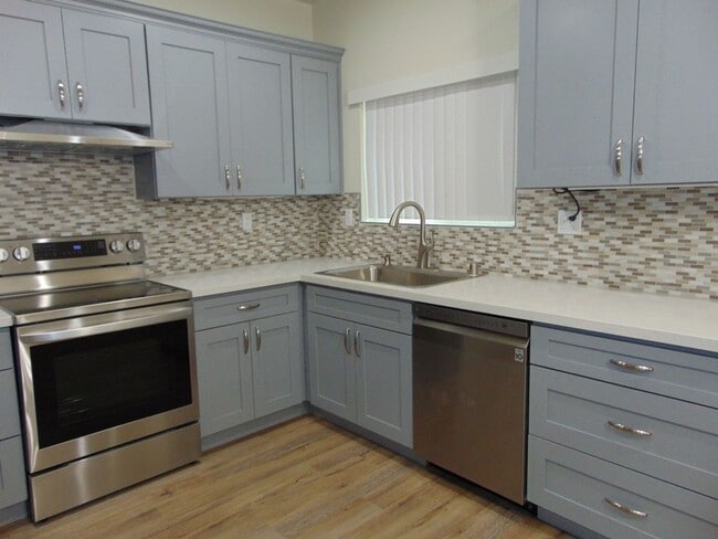Building Photo - Private EV Charging in Beautiful 3 Bedroom...