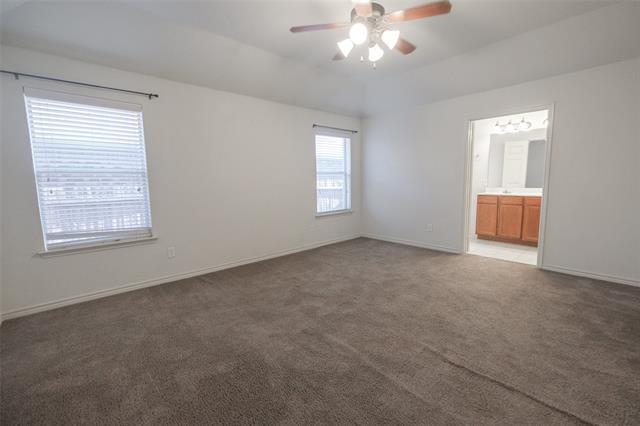 Building Photo - 1021 N Rhea Dr