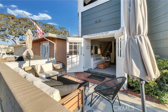 Building Photo - 128 46th St