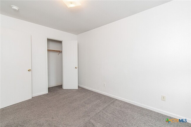 Building Photo - 4303 Alan Kent Dr