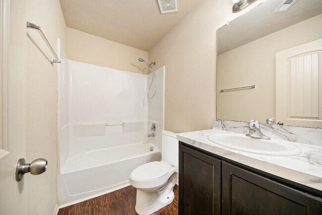 Building Photo - 20330 Louetta Reach Dr