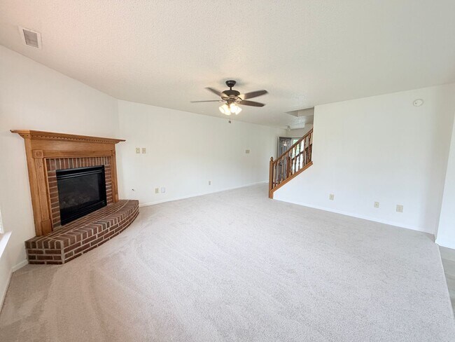 Building Photo - 1795 Feather Reed Ln