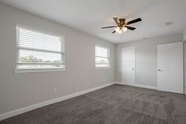 Building Photo - 2203 Sheraton Dr