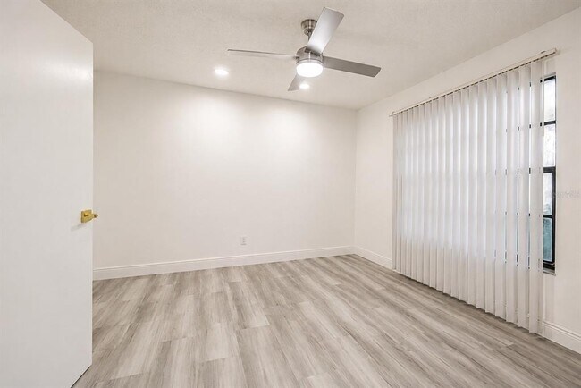 Building Photo - 4965 Puritan Cir