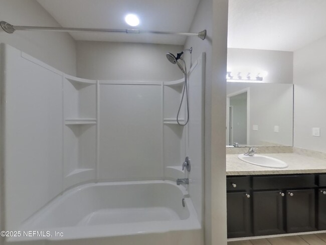 Building Photo - 78611 Rock Ct