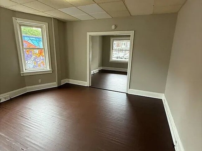 Building Photo - 38 Ashmore Ave