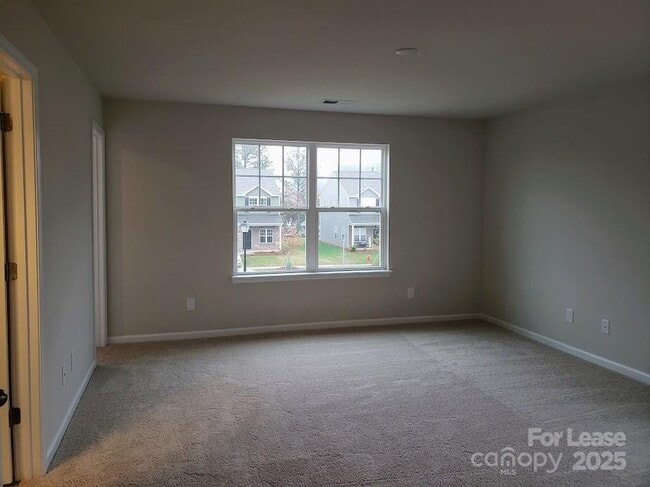 Building Photo - 543 San Marco Dr