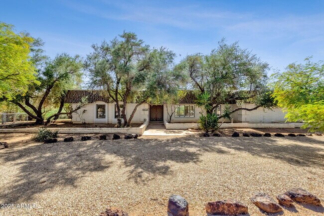 Building Photo - 12323 E Appaloosa Pl