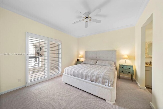 Building Photo - 2332 Fisher Island Dr