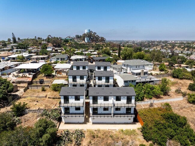 Building Photo - 3873 Boren St