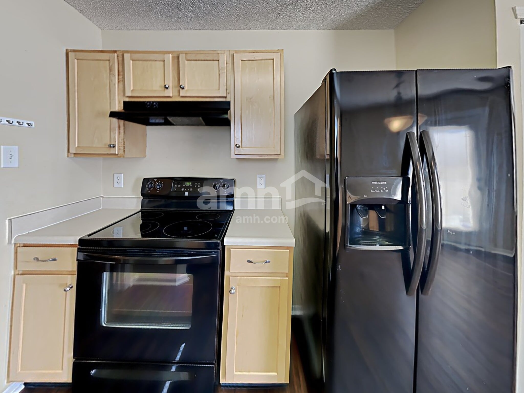 Building Photo - 6887 Merritt Ridge Way