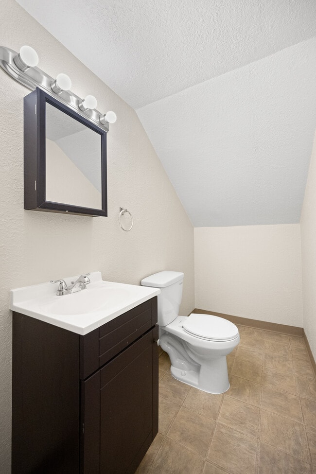 Building Photo - 1118 Cheri Way