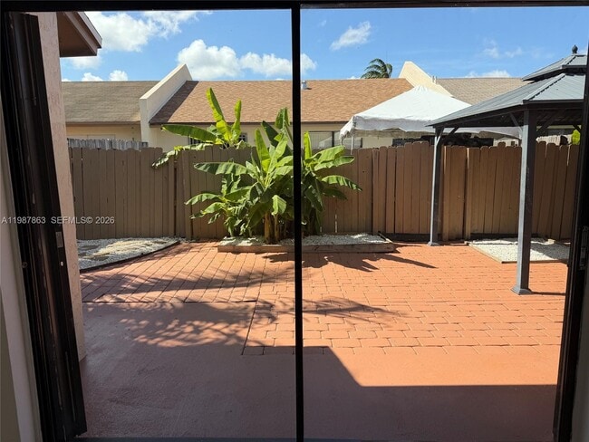Building Photo - 1419 Yellowthroat St
