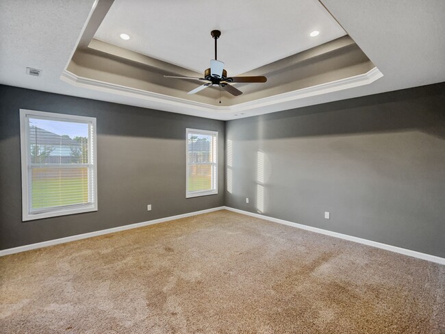 Building Photo - Available August 6th!!! Recently Updated 3...