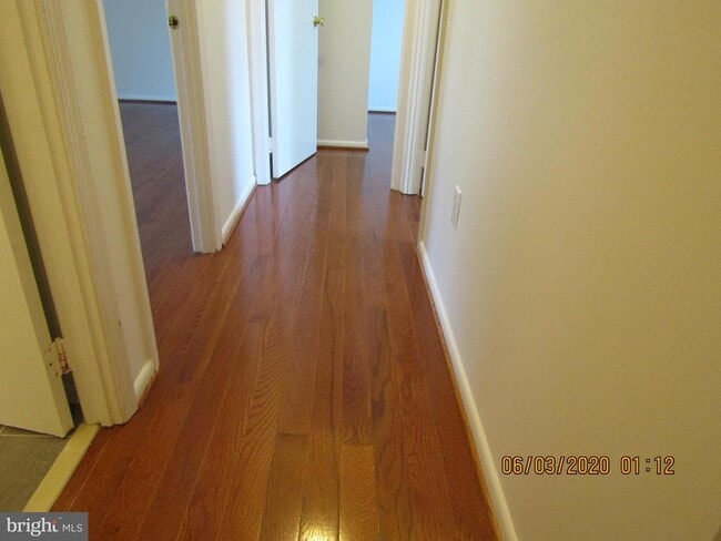 Building Photo - 4158 Hamlin Ct