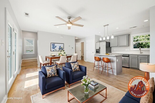 Primary Photo - Newly Renovated 3-Bedroom Home with Modern...