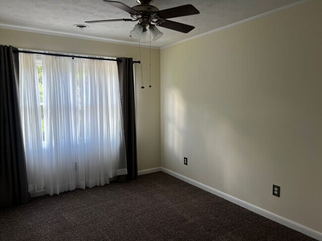 Building Photo - Home for Rent in the Avenues of Myrtle Beach