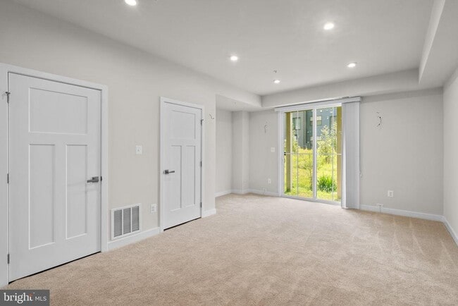 Building Photo - 7735 Steatite Ln