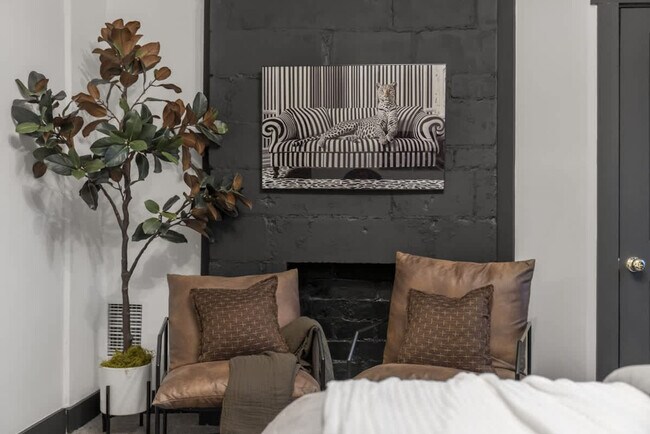 Building Photo - 286 Taylor Ave