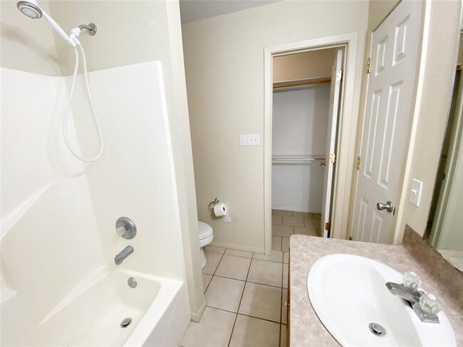 Building Photo - 8701 US-77
