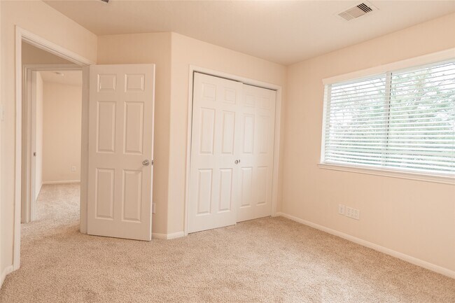 Building Photo - 14623 Roaring Fork Ln