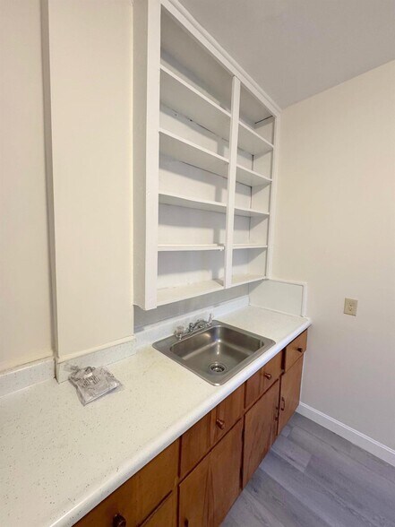 Building Photo - 250 Beacon St