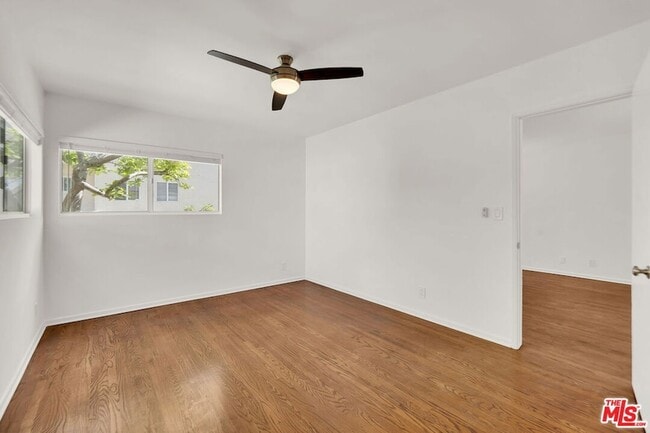 Building Photo - 950 Euclid St