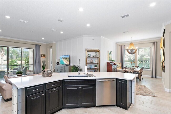 Building Photo - Lease in the highly desirable Palencia Com...