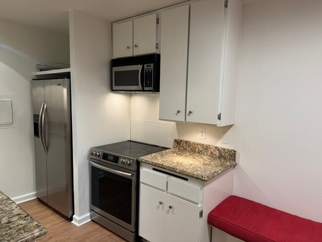 Kitchen #2 - 1707 Pacific Coast Hwy