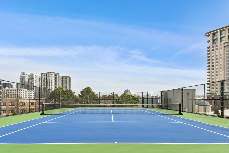 Tennis Court - 2870 Pharr Court South NW