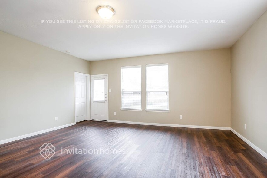 Building Photo - 1010 Doubletree Glen Dr