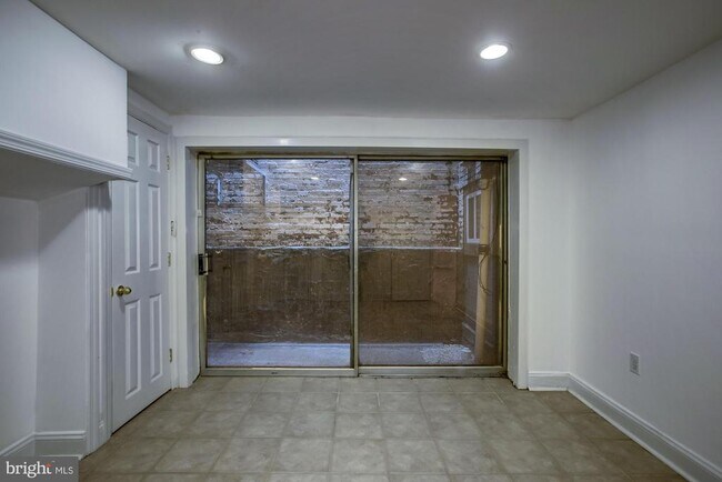 Building Photo - 2151 Florida Ave NW