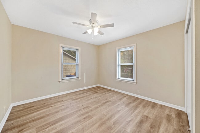 Building Photo - 3938 S Walters