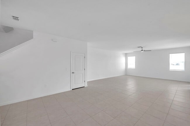 Building Photo - 9304 Bonita Mar Dr