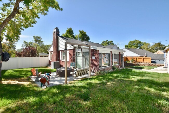 Building Photo - 2689 E Barbey Dr