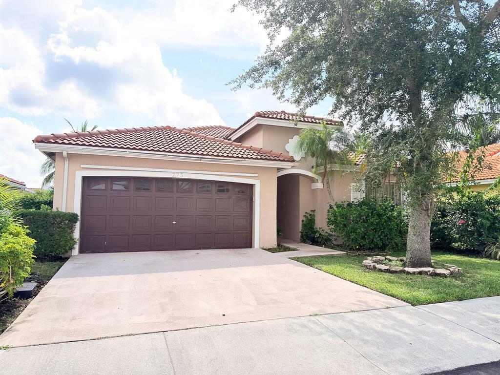 Building Photo - 775 NW 165th Ave