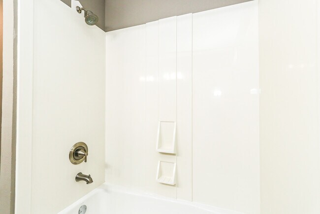 Building Photo - 2517 33rd St