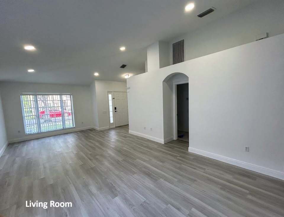 Building Photo - 5023 Quadrangle Ct
