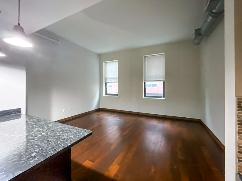 Building Photo - 114 State St