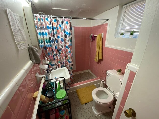 Building Photo - 2362 Airport Dr