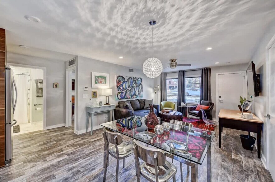 Building Photo - 510 Queens Rd