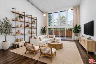 Building Photo - 4215 Glencoe Ave