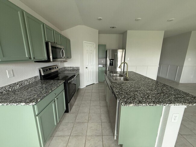Building Photo - 3-Bedroom House for Rent in Killeen