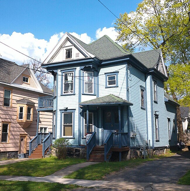 Building Photo - 511 Columbus Ave