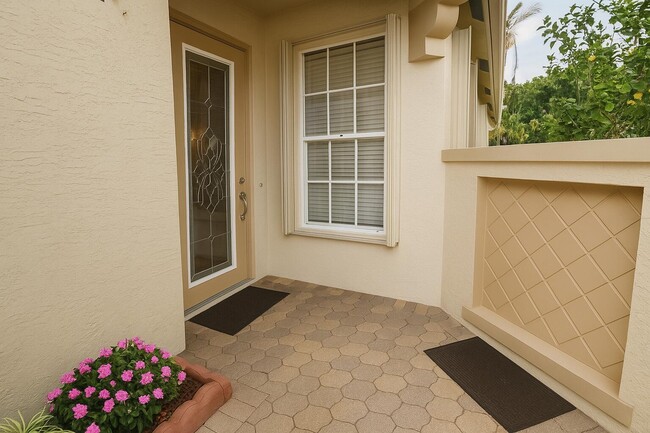 Building Photo - 660 SW Treasure Cove